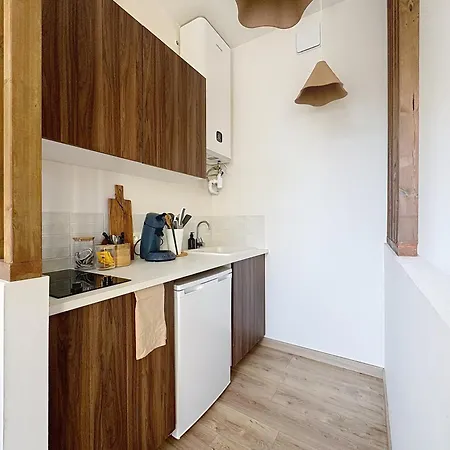 Le Bru T Marnais Apartment *